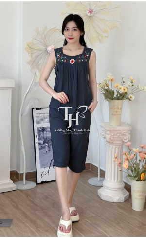 Bộ tole lửng sát nách màu, thêu bông cổ